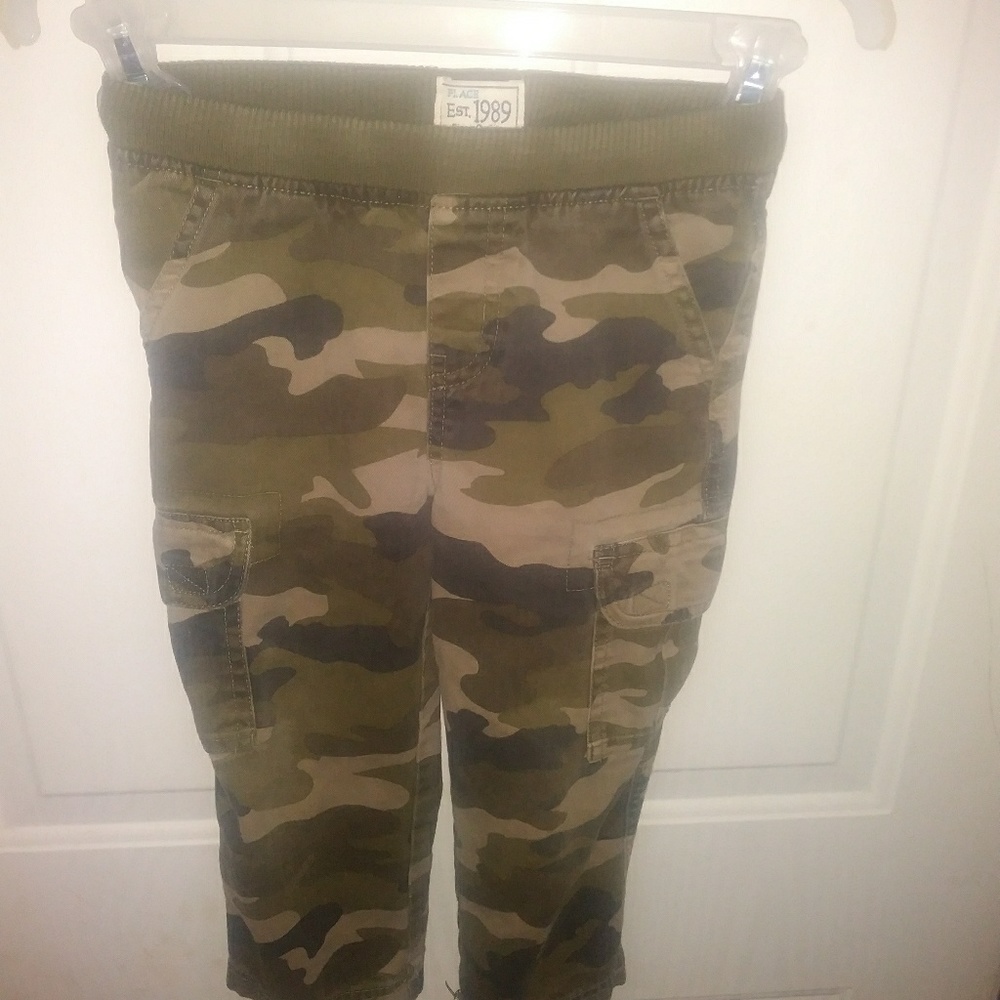 Childrens Place Boys Army Cargo Pants